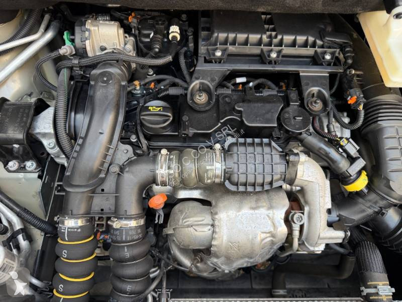 Véhicule utilitaire Citroën 1.6 HDI 100