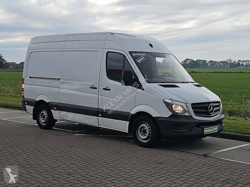 Furgoneta Mercedes