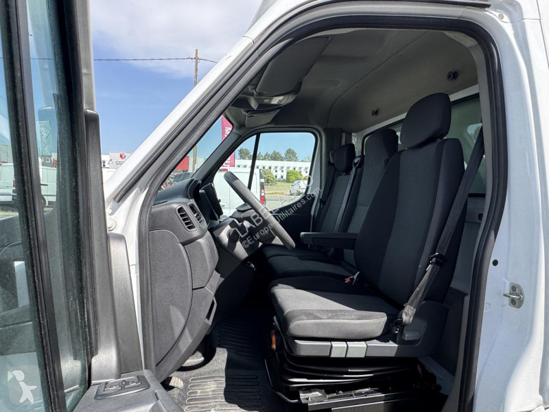 Užitkové vozidlo Nissan INTERSTAR 165CH 2.3 DCI...