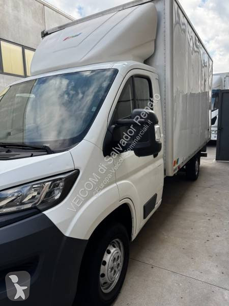 Užitkové vozidlo Peugeot 335 HDI 130