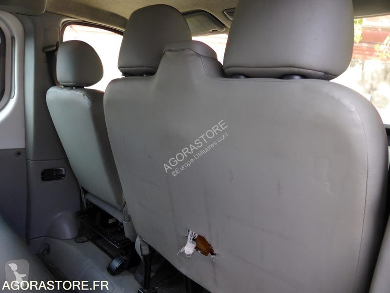 Renault TRAFIC van