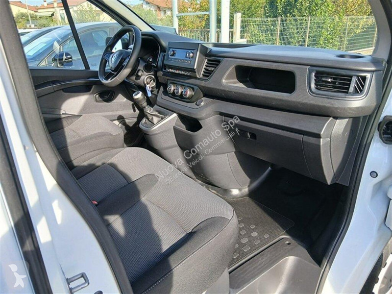 Renault IV van