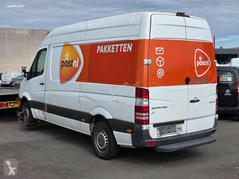 Mercedes sprinter van