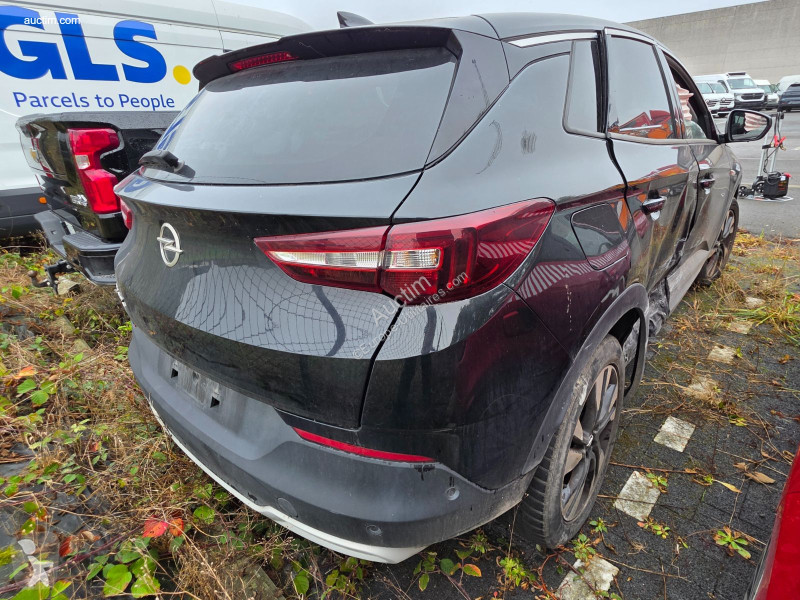 Opel grandland x van