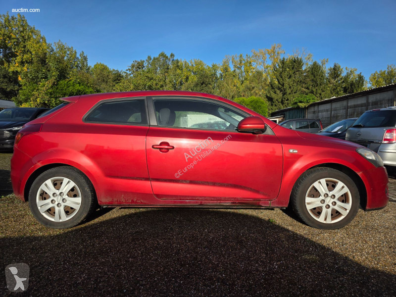 KIA cee'd van