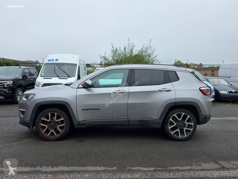 Jeep compass van