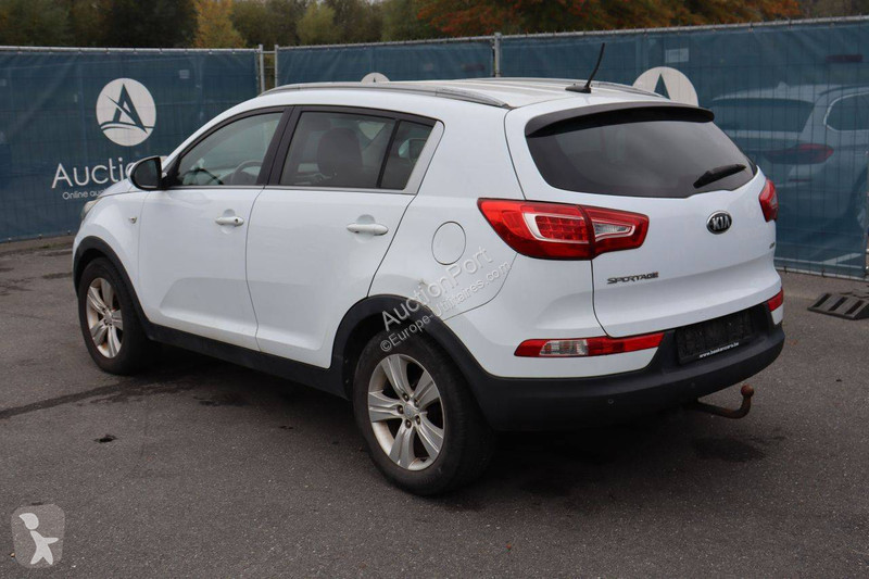 KIA  van