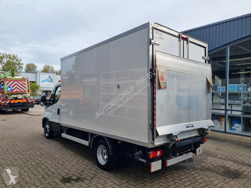 Užitkové vozidlo Iveco 35C16 3.0D Koelkoffer...