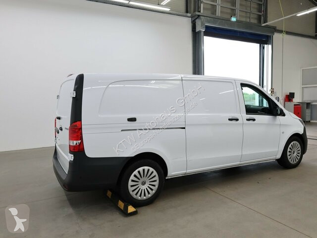عربة نفعية Mercedes Vito116CDI KA...