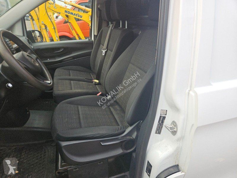 Mercedes 111 van