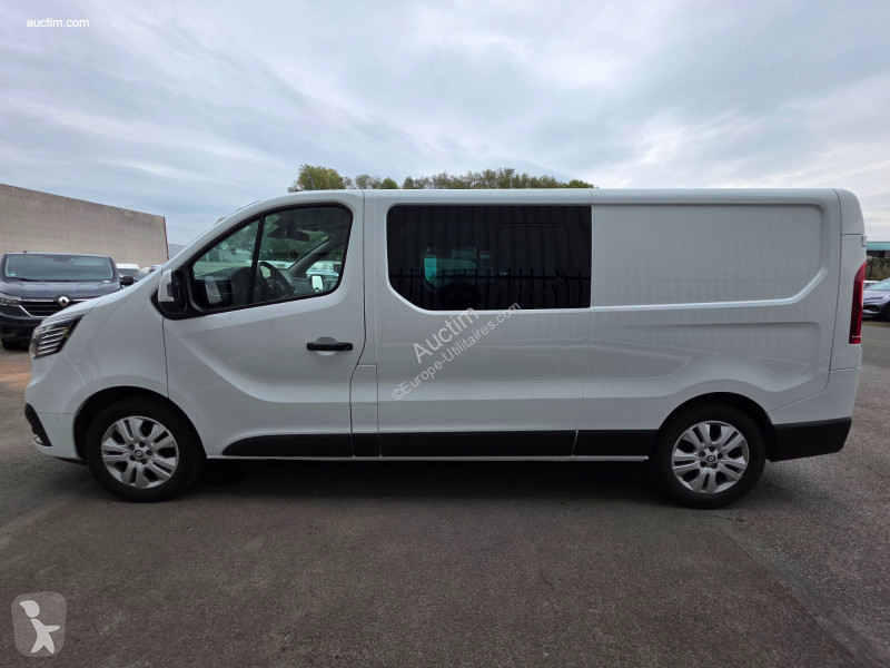 Renault trafic van