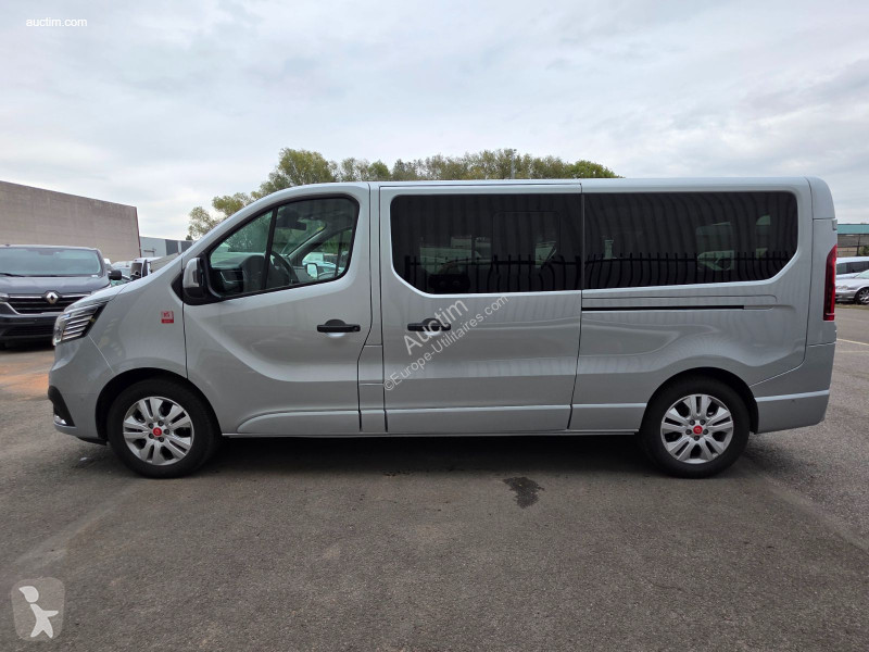 Renault trafic van