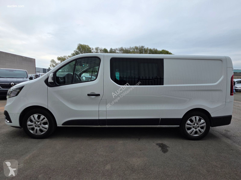 Renault trafic van
