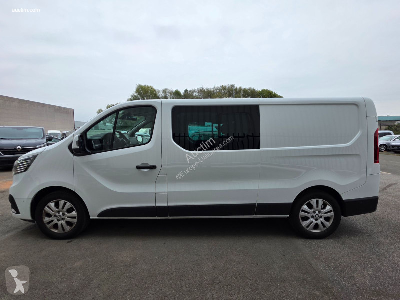 Renault trafic van