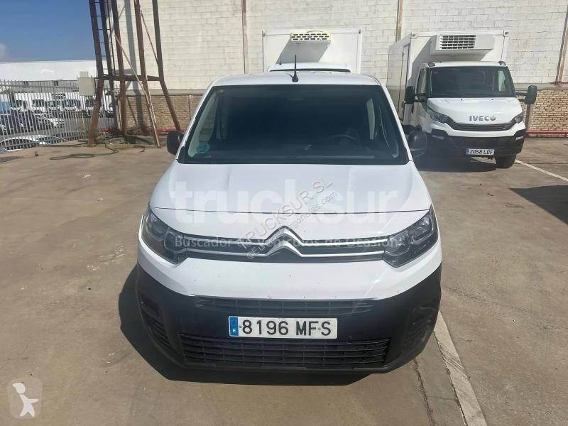 Citroën BERLINGO XL van