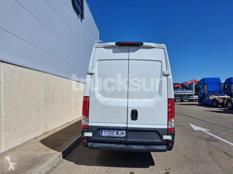 Furgoneta Iveco DAILY 35S16 16M3