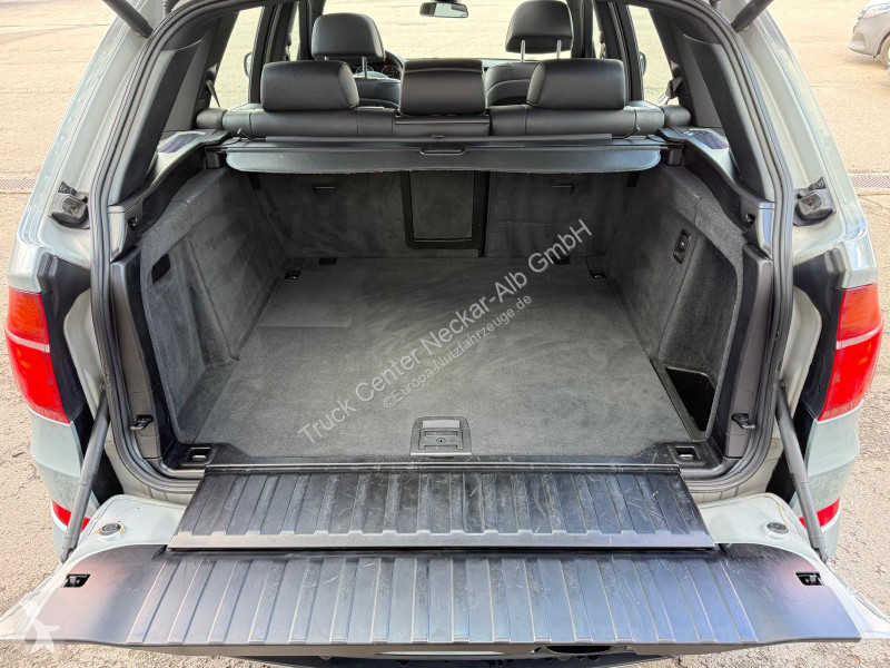 BMW X5 xDrive 30d Pano AHK Navi Leder 19+20...