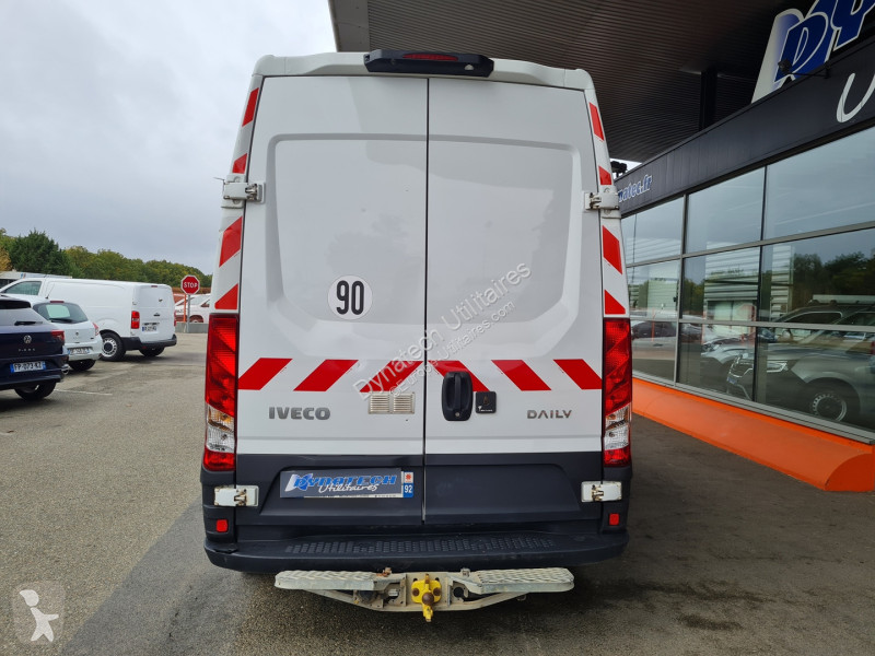 Iveco DAILY 35C FG 35C13V11 van