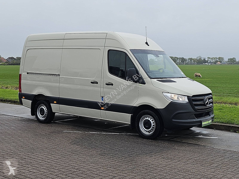 Mercedes 311 L2H2 Mbux Achterwielaandrijving...