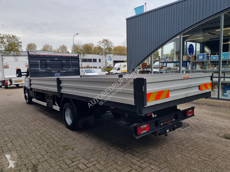 Furgoneta Iveco 65C18 3.0D Open Laadbak 6M...