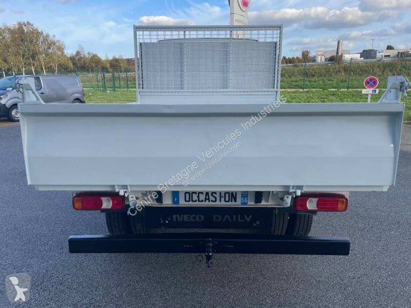 Iveco 35C16 van
