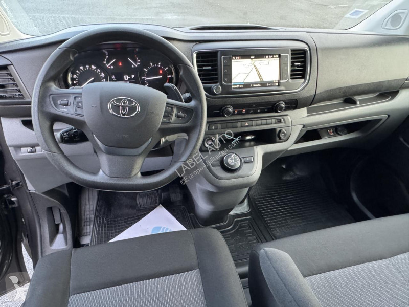 Furgoneta Toyota 2.0 180 D-4D BVA CABINE...