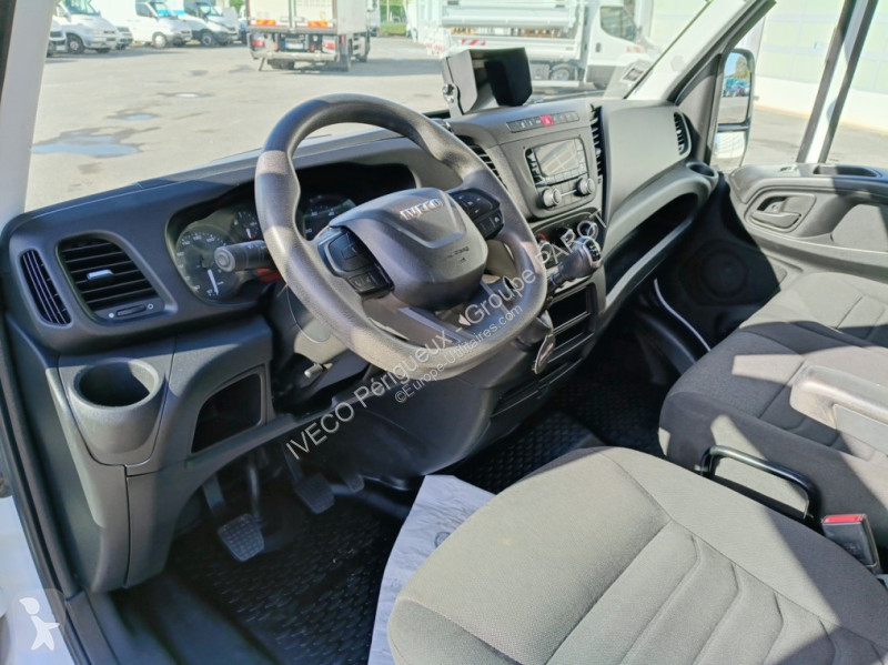Varevogn Iveco 35C16 empattement 3750 Tor