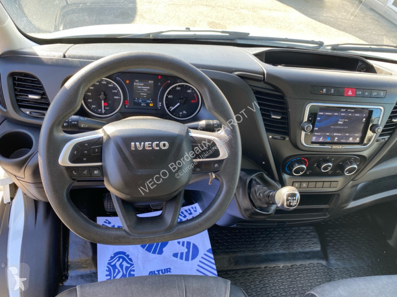 Bedrijfswagen Iveco 35C16H empattement 3750 3.0...