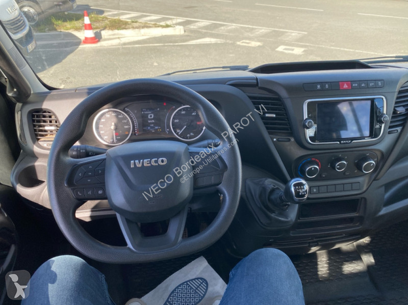 Haszongépjármű Iveco 35C16H3.0 D empattement...