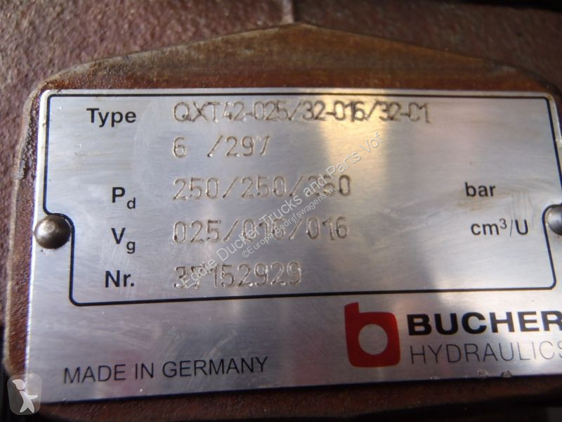 Furgoneta  QXT42-025 BUCHER HYDRAULIC PUMP