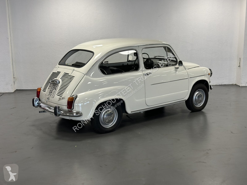 Véhicule utilitaire Seat 600 E 600 E