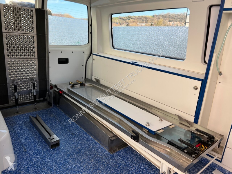 Furgoneta Volkswagen T5 2.5 TDI 4x2 T5 2.5 TDI...