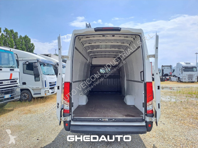 Veicolo commerciale Iveco Daily 35S16S V - 35S16V