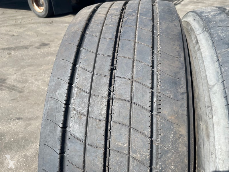 Veículo utilitário Bridgestone BRIDGESTONE...