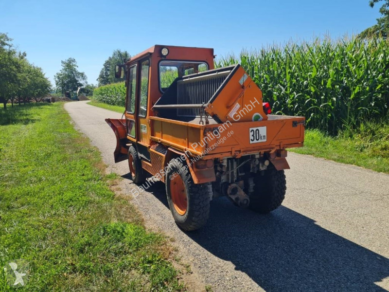 Gemeentevoertuig Boschung Pony DP 40 AK