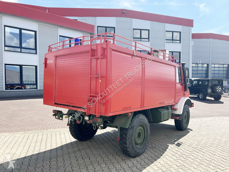 Véhicule utilitaire Unimog U 1300 L 435/11 4x4...