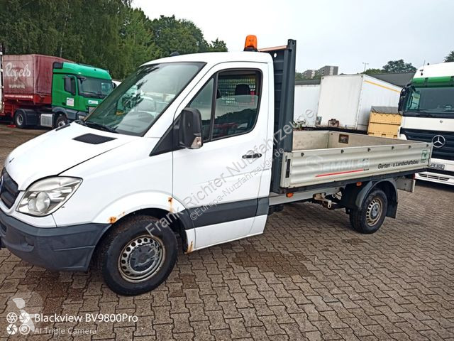 Furgoneta Mercedes 311 CDI Pritsche org 174 TM...