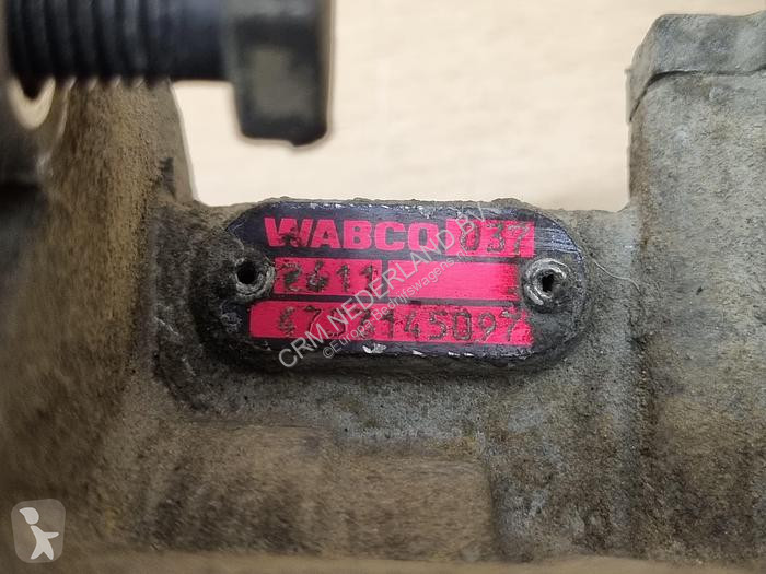Bedrijfswagen  AUTOMATIC LOAD SENSING VALVE...
