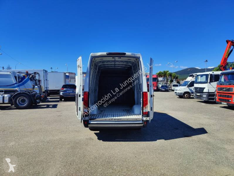 Furgoneta Iveco