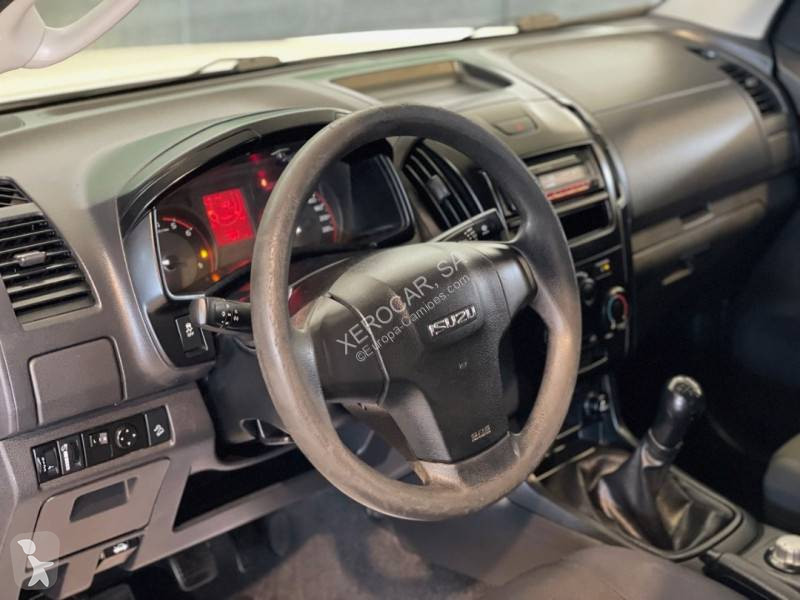 Furgoneta Isuzu