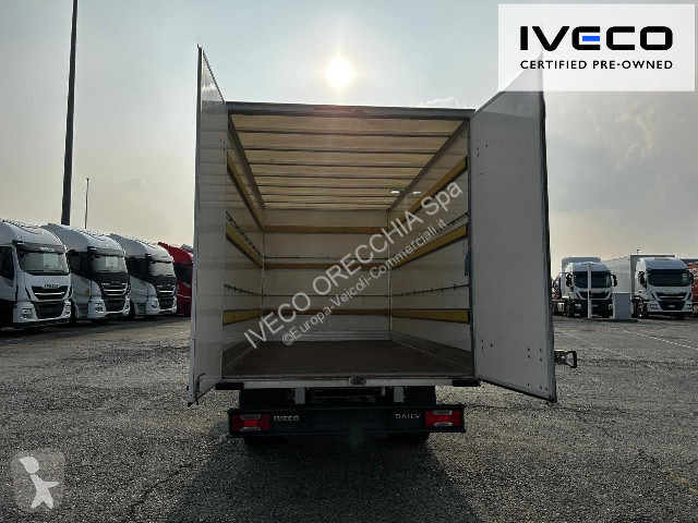 Veicolo commerciale Iveco DAILY 35C16