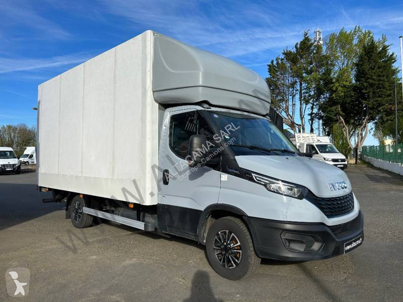 Véhicule utilitaire Iveco