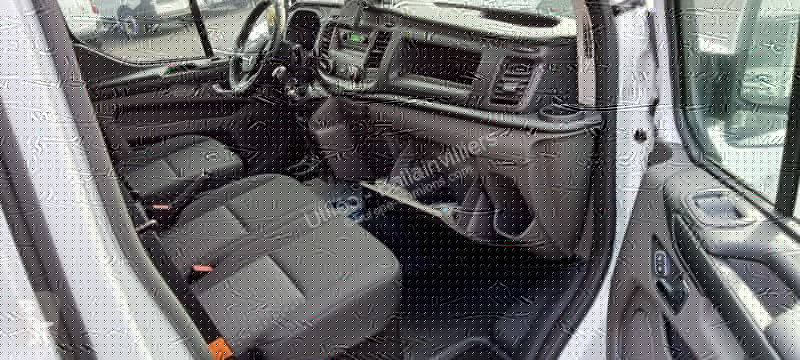 Autoutilitară Ford