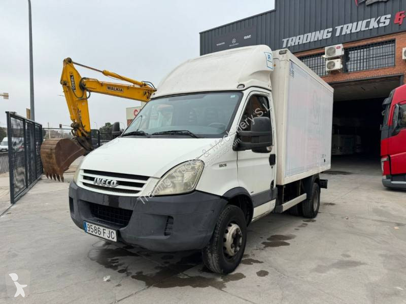 Furgoneta Iveco