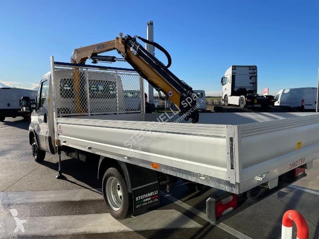 Véhicule utilitaire Iveco DAILY 35C16 CASSONE...
