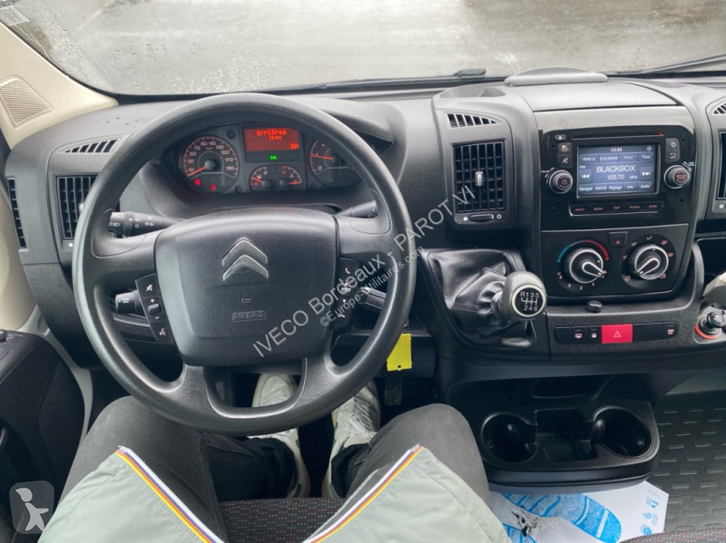عربة نفعية Citroën 30 L2H2 2.0 BlueHDi 130 Confort