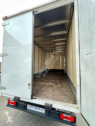 Veicolo commerciale Iveco  35C14