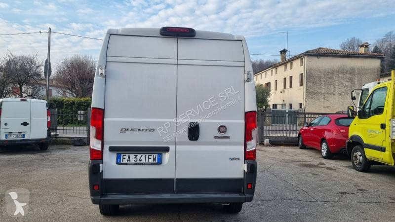 Véhicule utilitaire Fiat