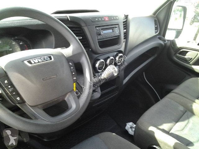 Veicolo commerciale Iveco Daily 35C16