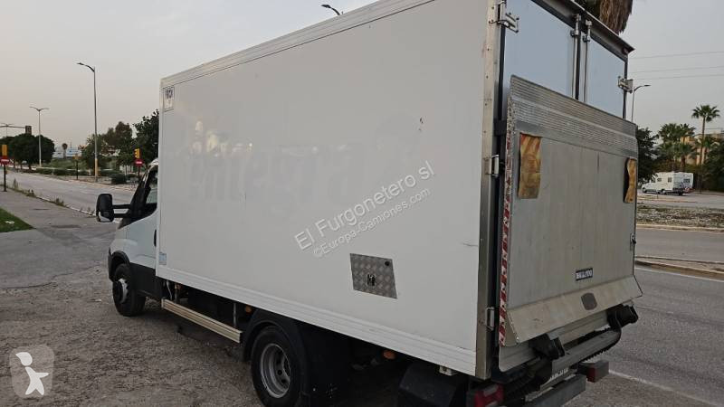 Furgoneta Iveco